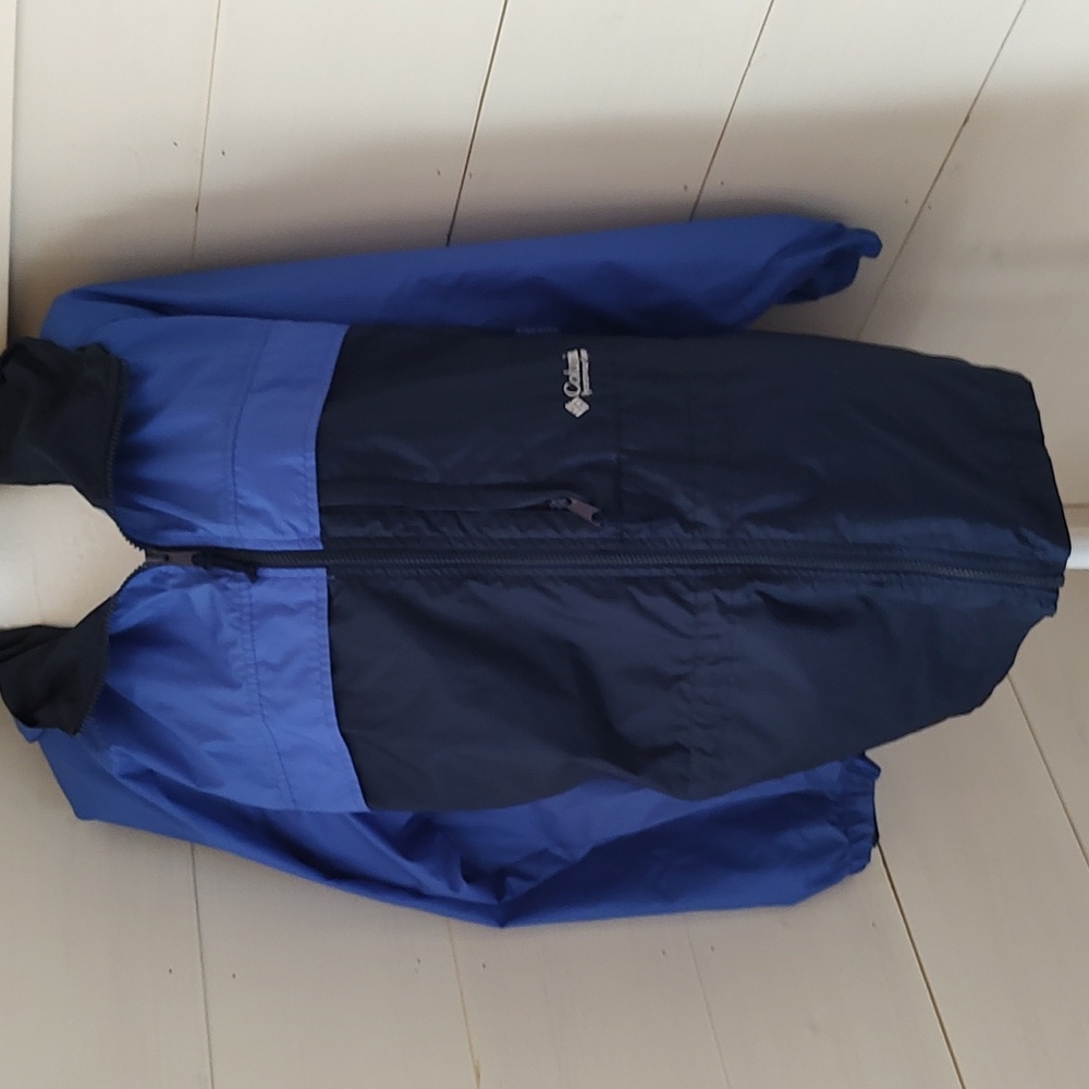 COLUMBIA blue women's packable rain jacket sz Medium